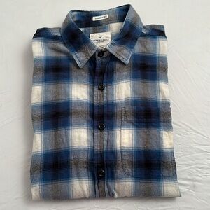 American Eagle Seriously Soft blue black white plaid flannel button down shirt